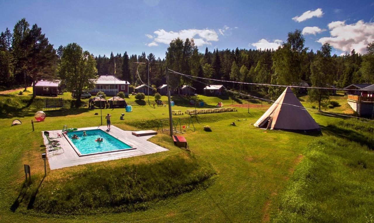 Ulvoe Lakeside Resort Ulvohamn Екстер'єр фото