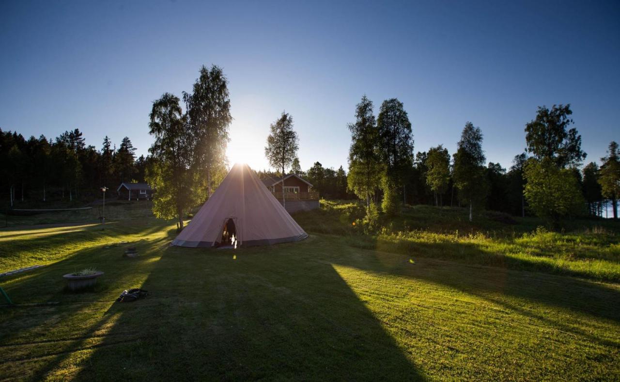 Ulvoe Lakeside Resort Ulvohamn Екстер'єр фото