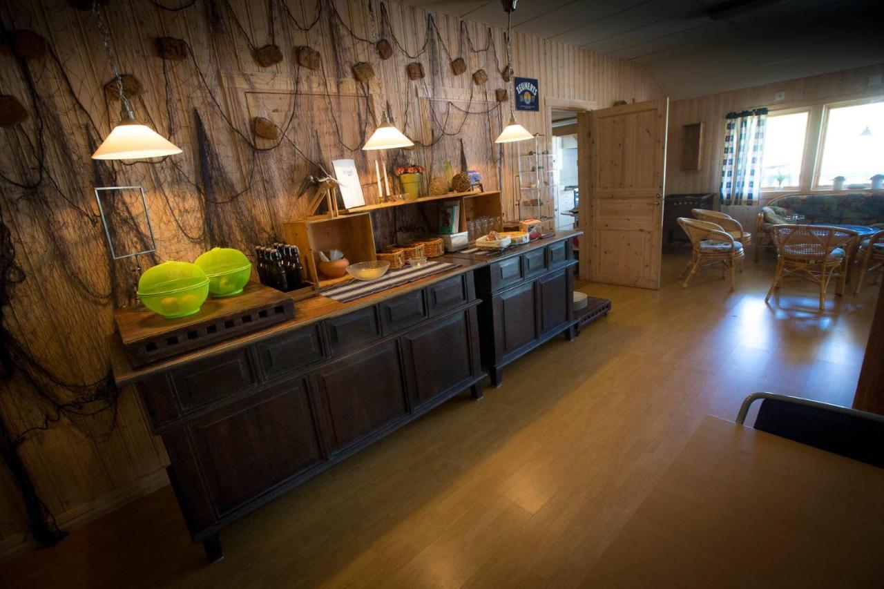 Ulvoe Lakeside Resort Ulvohamn Екстер'єр фото