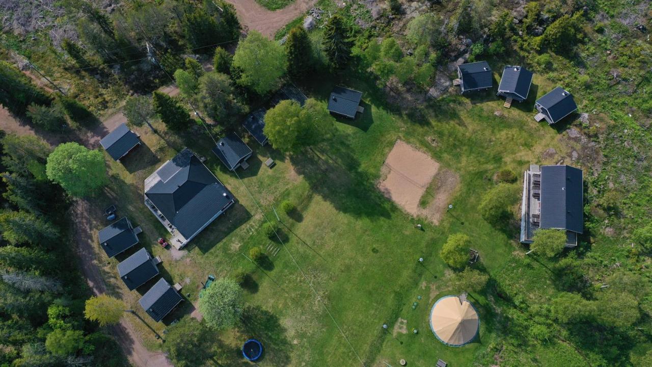 Ulvoe Lakeside Resort Ulvohamn Екстер'єр фото